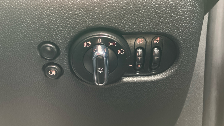 MINI Hatchback 1.5 Cooper Sport 3dr Auto Petrol Hatchback